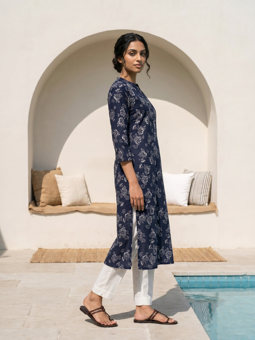 Philauri Women Floral Printed Indie Florals Kurta