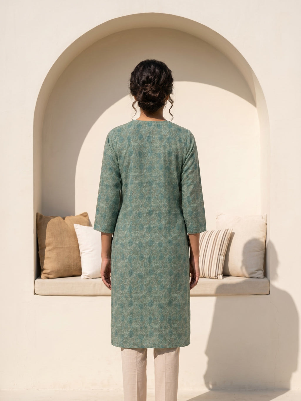 Philauri Women Floral Printed Indie Florals Kurta