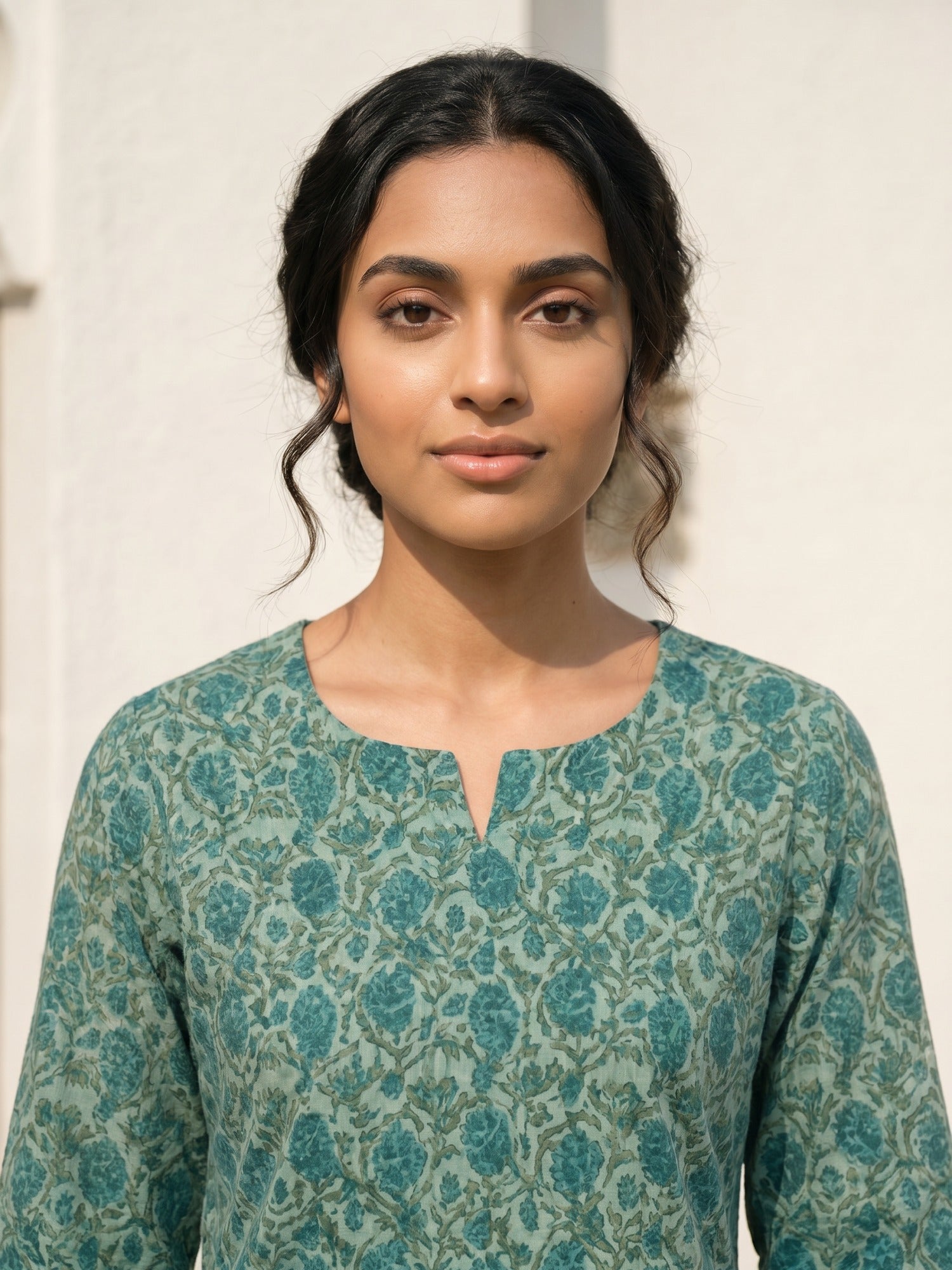 Philauri Women Floral Printed Indie Florals Kurta