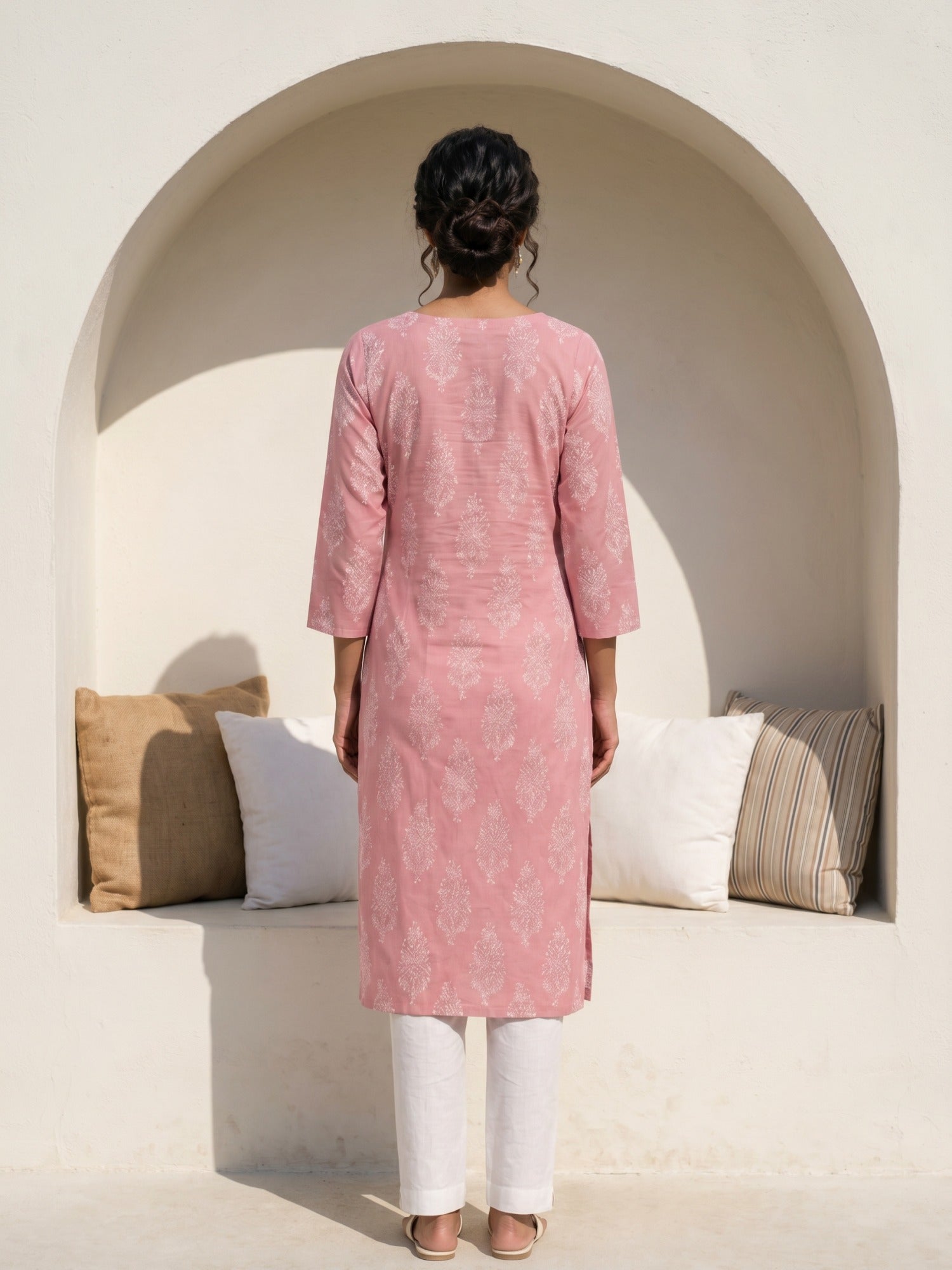 Philauri Women Ethnic Motifs Printed Thread Work Indie Prints Kurta