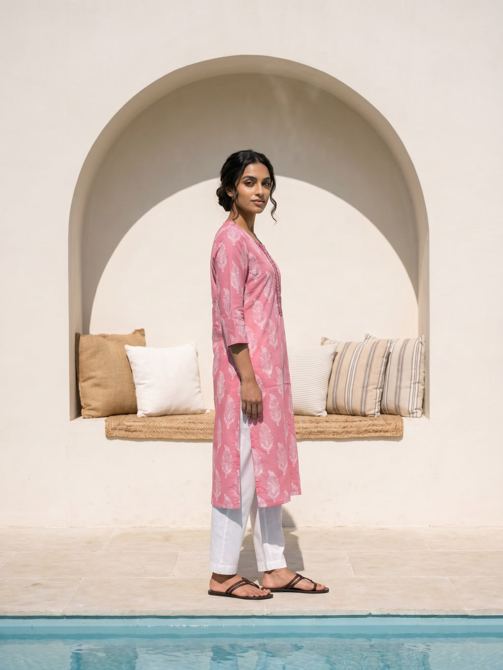Philauri Women Ethnic Motifs Printed Thread Work Indie Prints Kurta