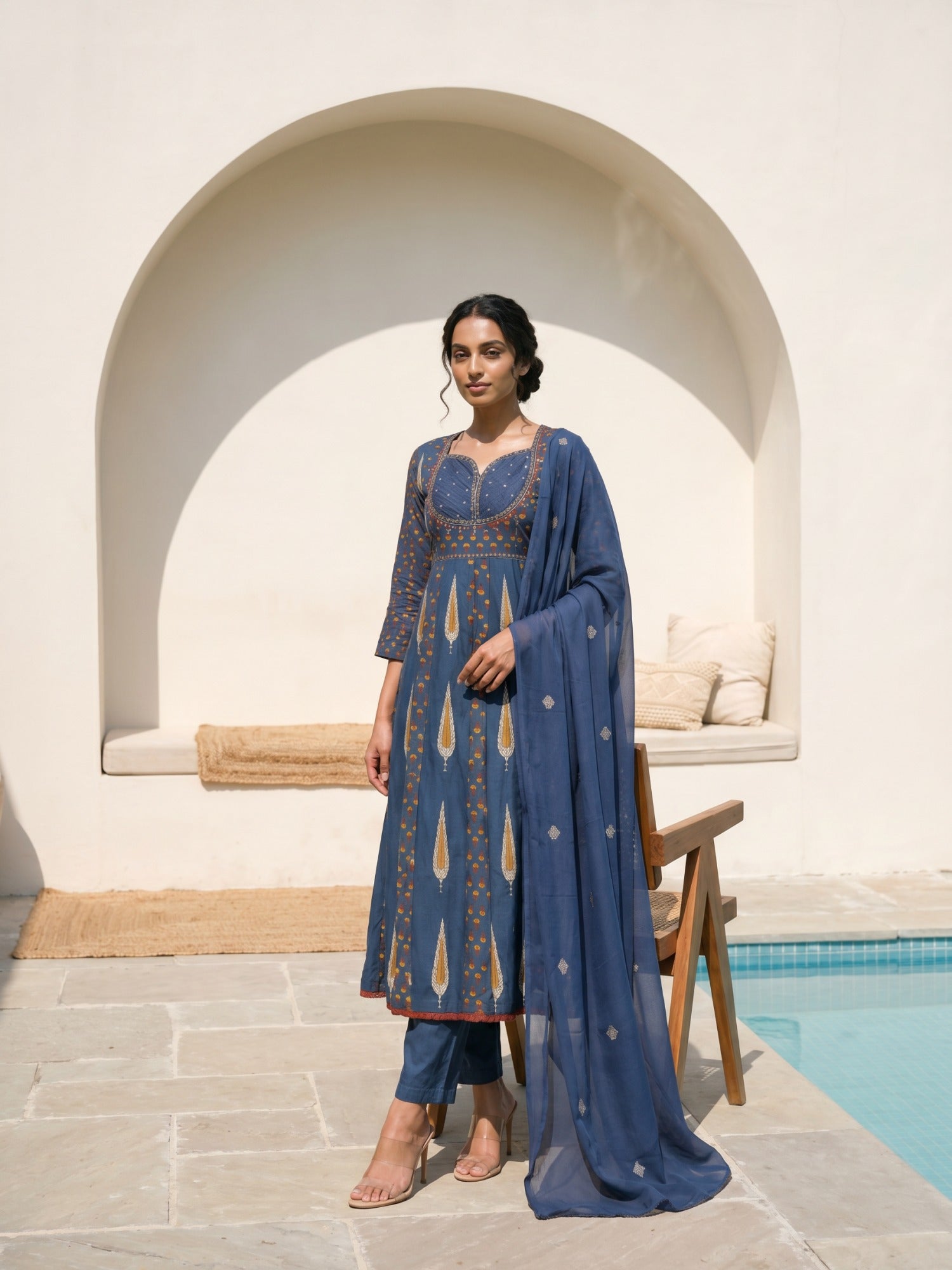 Philauri Women Ethnic Motifs Printed Empire Thread Work Pure Cotton Kurta with Trousers & With Dupatta
