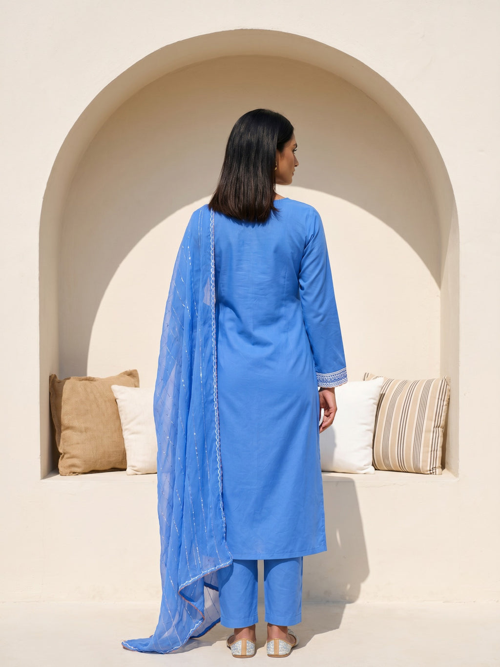 Philauri Women Ethnic Motifs Embroidered Regular Thread Work Pure Cotton Kurta with Trousers & With Dupatta