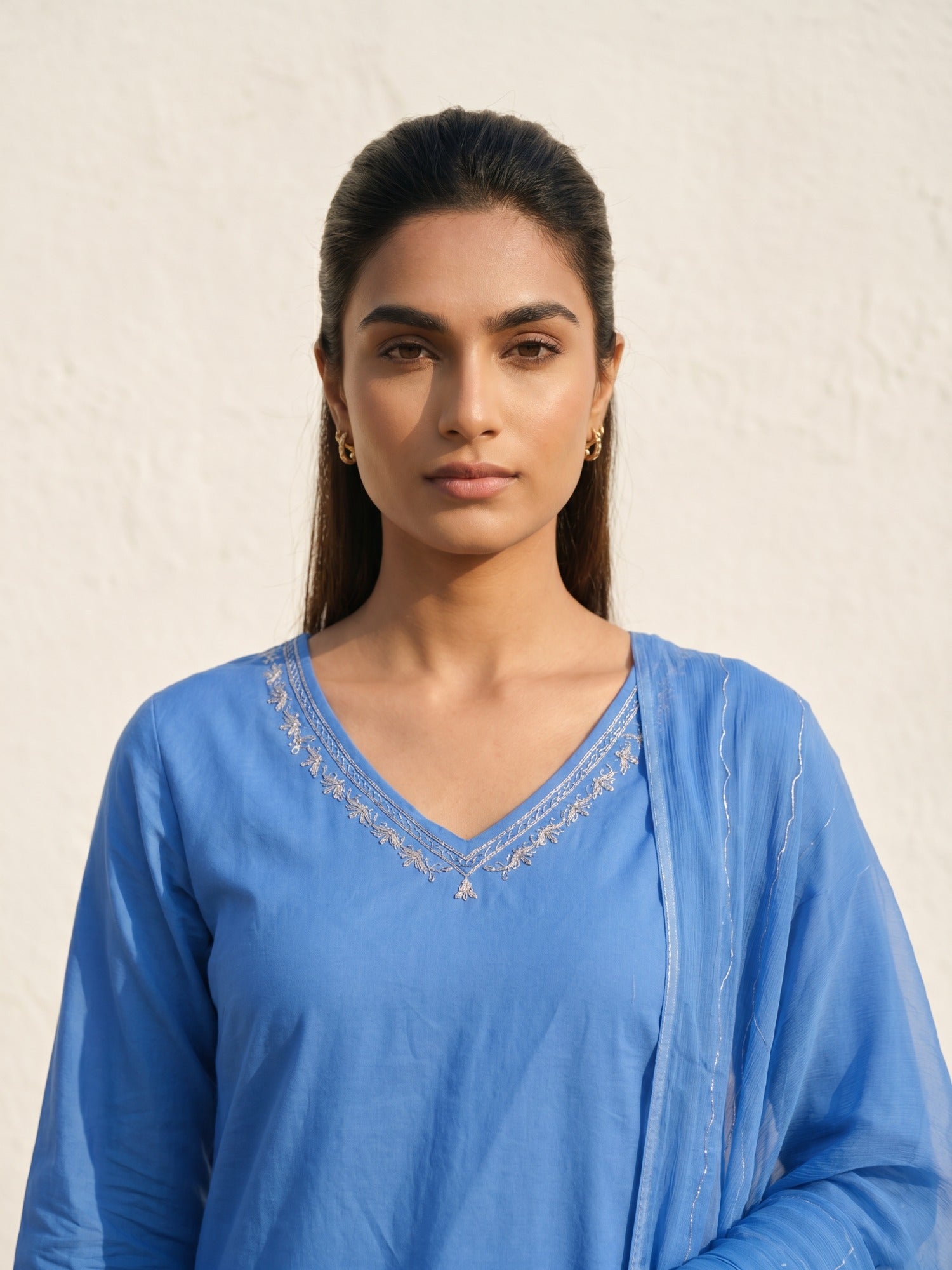 Philauri Women Ethnic Motifs Embroidered Regular Thread Work Pure Cotton Kurta with Trousers & With Dupatta
