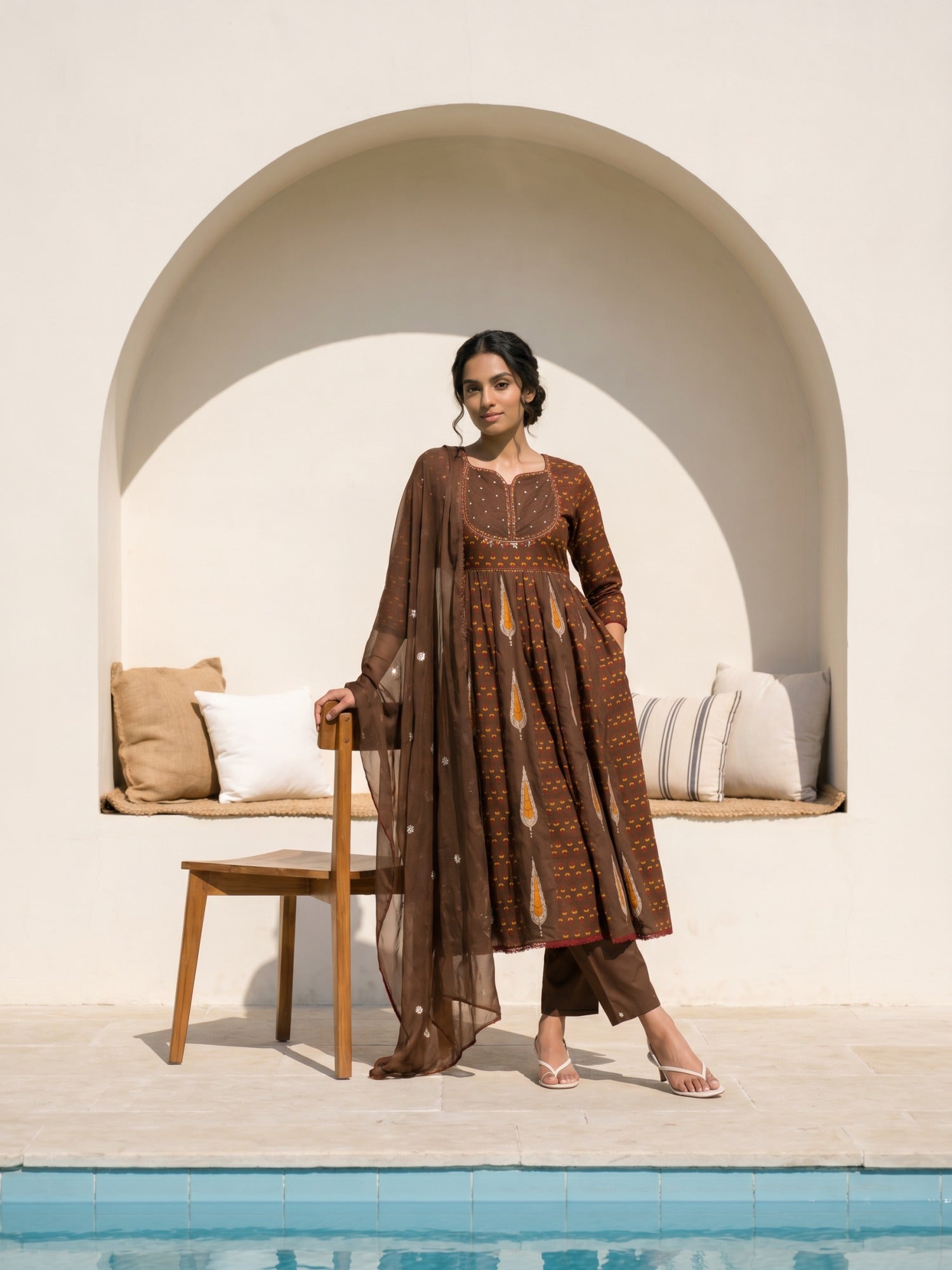Philauri Women Ethnic Motifs Printed Empire Thread Work Pure Cotton Kurta with Trousers & With Dupatta