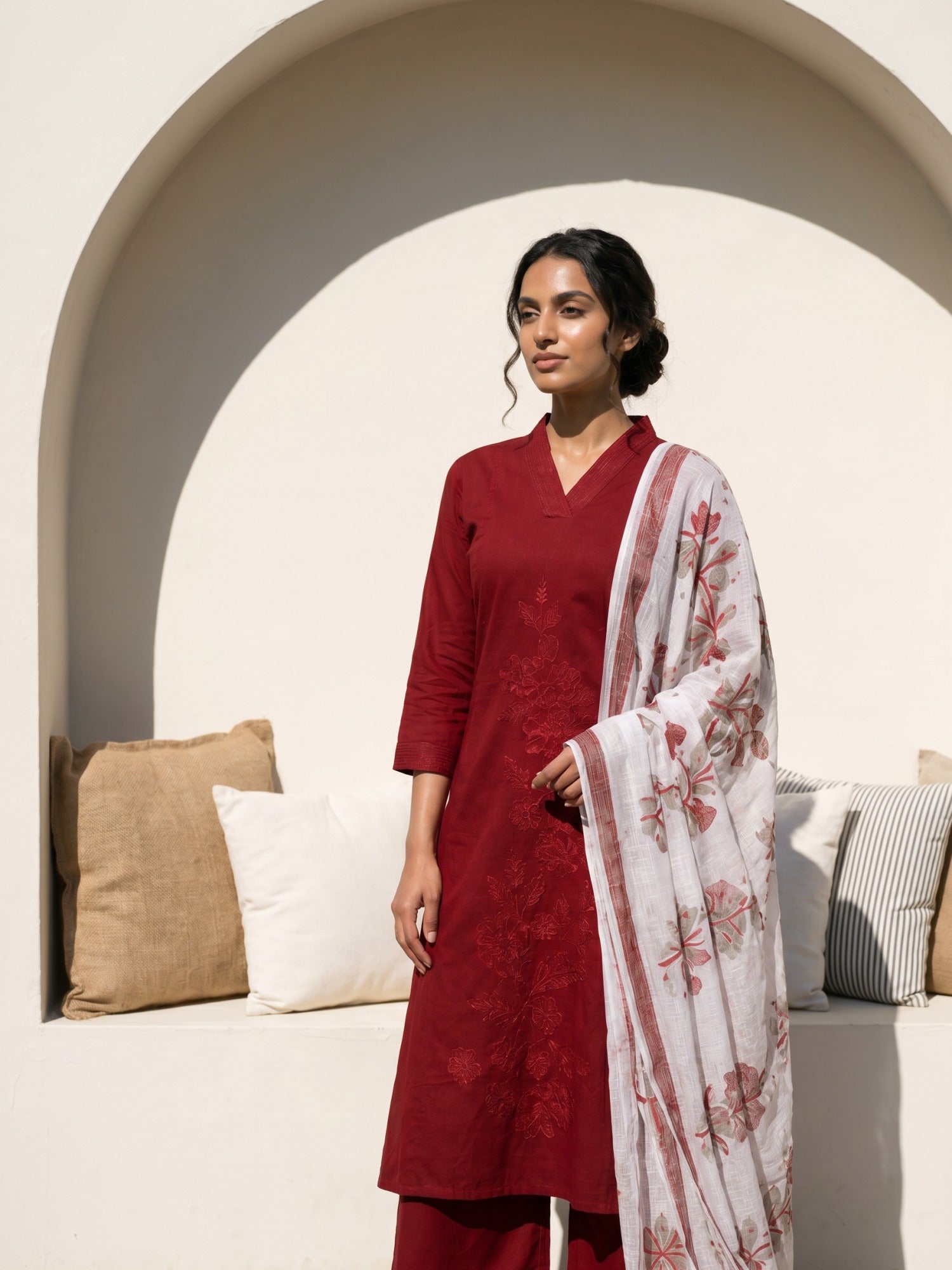 Philauri Women Floral Embroidered Regular Thread Work Pure Cotton Kurta with Palazzos & With Dupatta