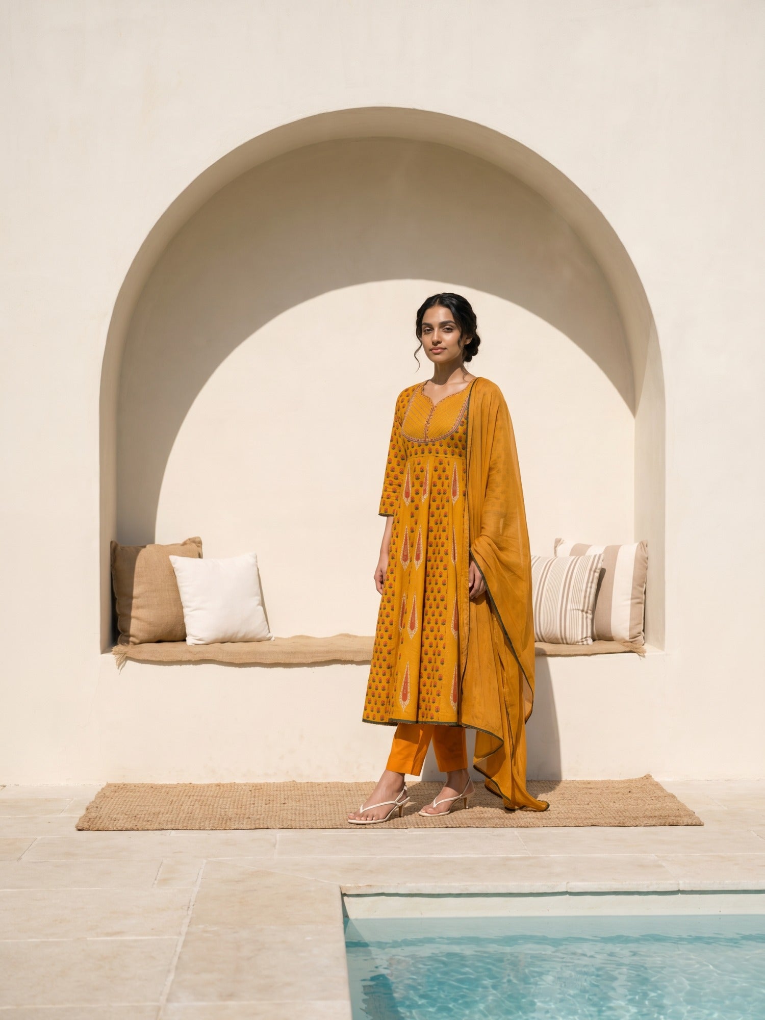 Philauri Women Ethnic Motifs Printed Regular Thread Work Pure Cotton Kurta with Trousers & With Dupatta
