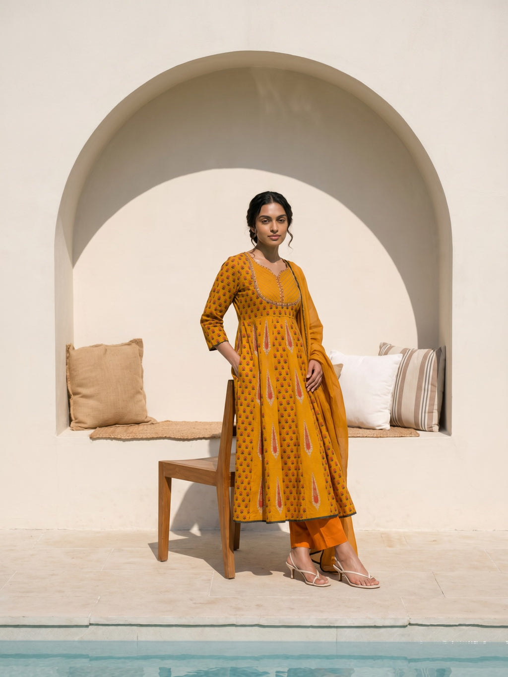 Philauri Women Ethnic Motifs Printed Regular Thread Work Pure Cotton Kurta with Trousers & With Dupatta