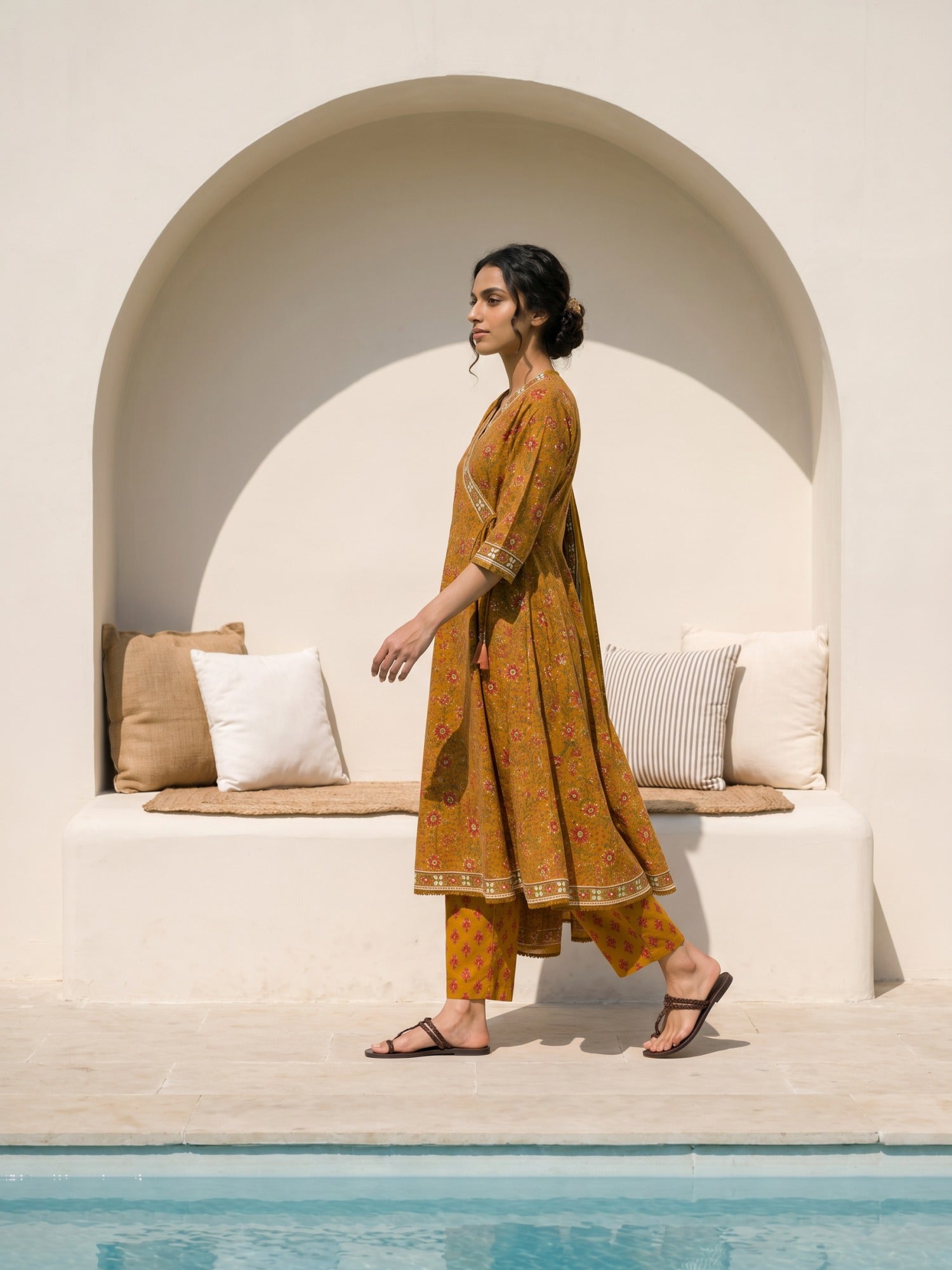 Philauri Women Floral Printed Angrakha Pure Cotton Kurta with Trousers & With Dupatta