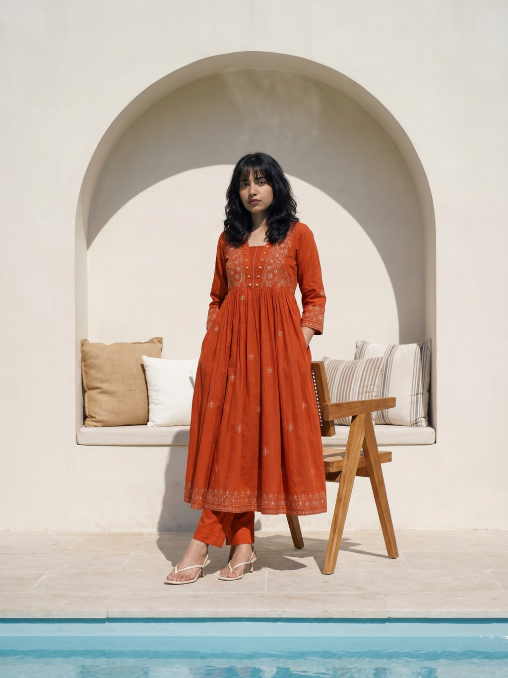Philauri Women Ethnic Motifs Embroidered Empire Thread Work Pure Cotton Kurta with Trousers & With Dupatta