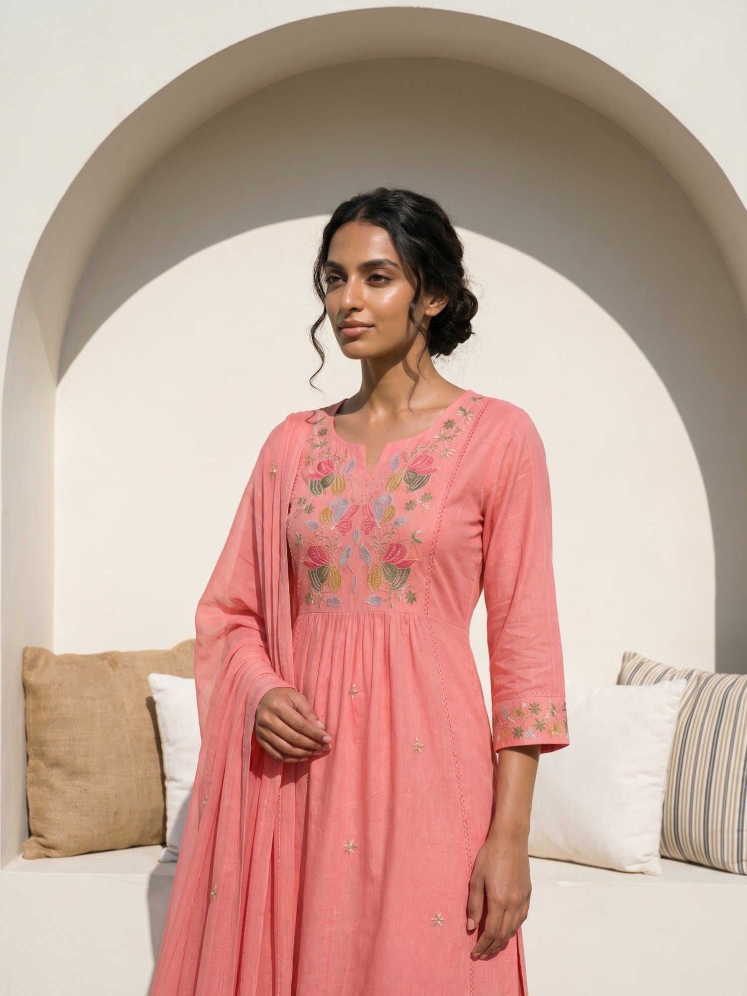 Philauri Women Floral Embroidered Empire Thread Work Pure Cotton Kurta with Trousers & With Dupatta