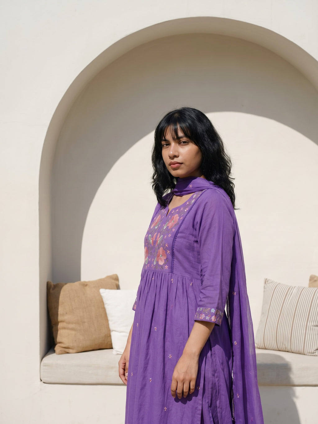 Philauri Women Floral Embroidered Empire Thread Work Pure Cotton Kurta with Trousers & With Dupatta