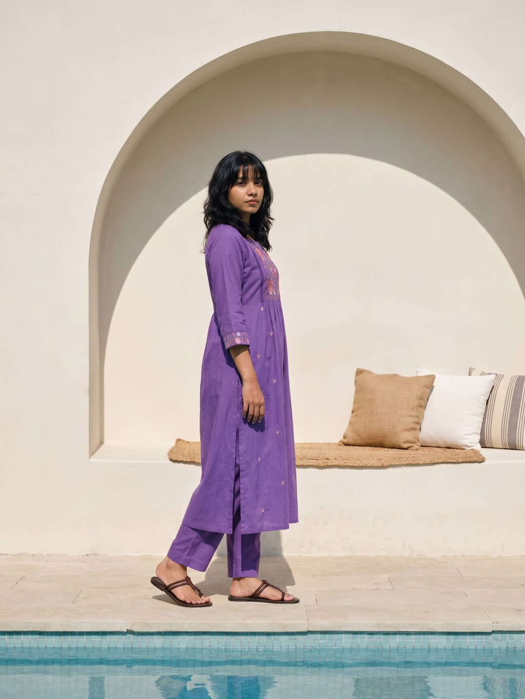 Philauri Women Floral Embroidered Empire Thread Work Pure Cotton Kurta with Trousers & With Dupatta