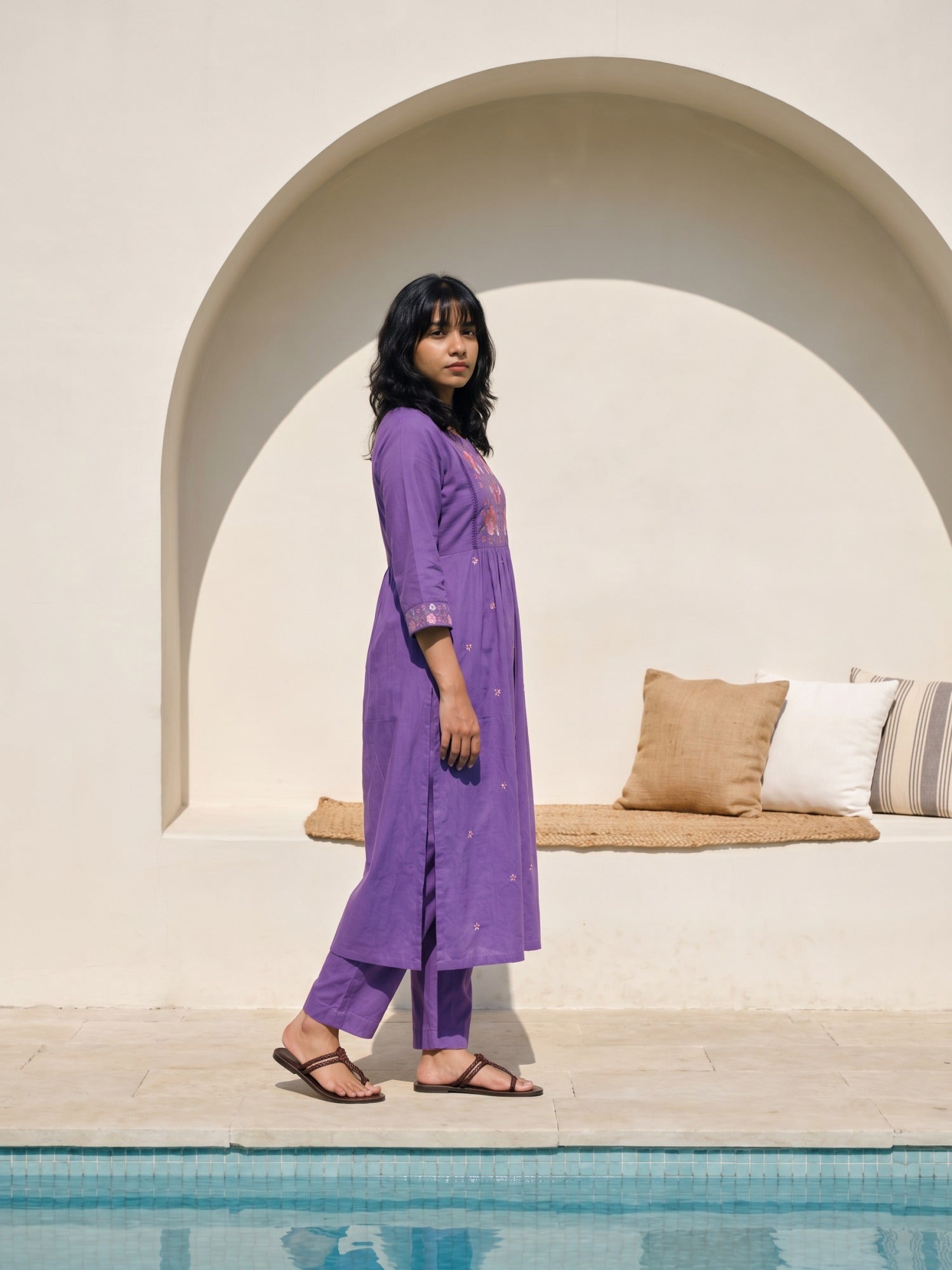 Philauri Women Floral Embroidered Empire Thread Work Pure Cotton Kurta with Trousers & With Dupatta