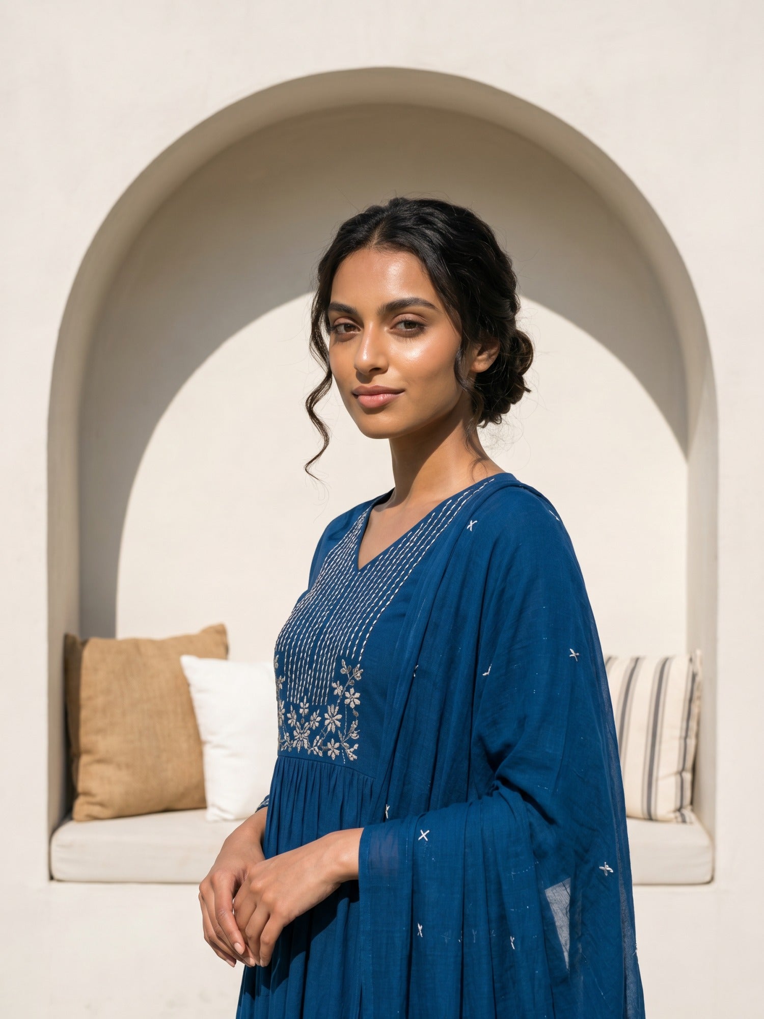 Philauri Women Ethnic Motifs Embroidered Empire Thread Work Pure Cotton Kurta with Trousers & With Dupatta