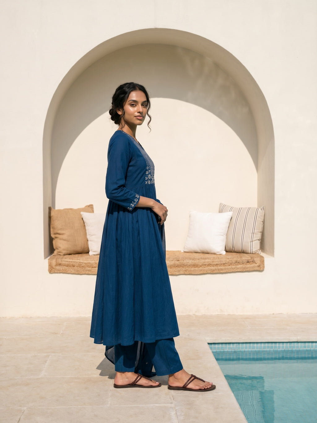 Philauri Women Ethnic Motifs Embroidered Empire Thread Work Pure Cotton Kurta with Trousers & With Dupatta