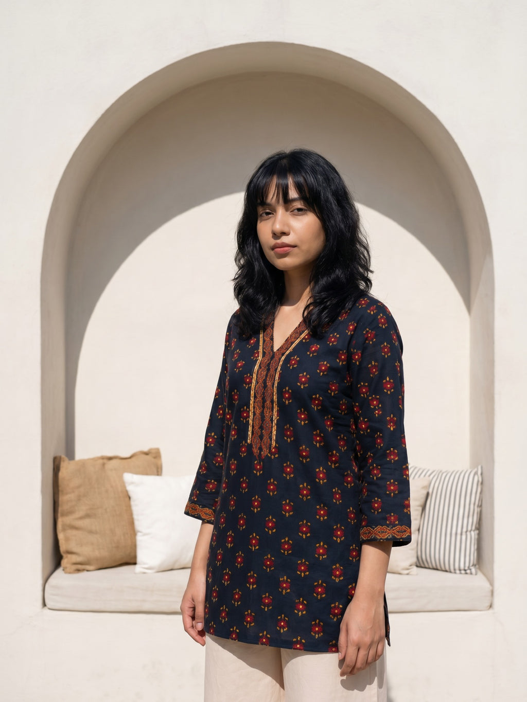 Philauri Ethnic Motifs Printed V-Neck Pure Cotton Kurti